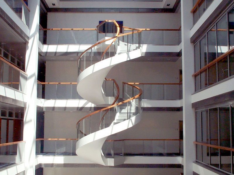 Handlauf Massivholz Schuster Innenausbau aus Salach – Handlauf Massivholz