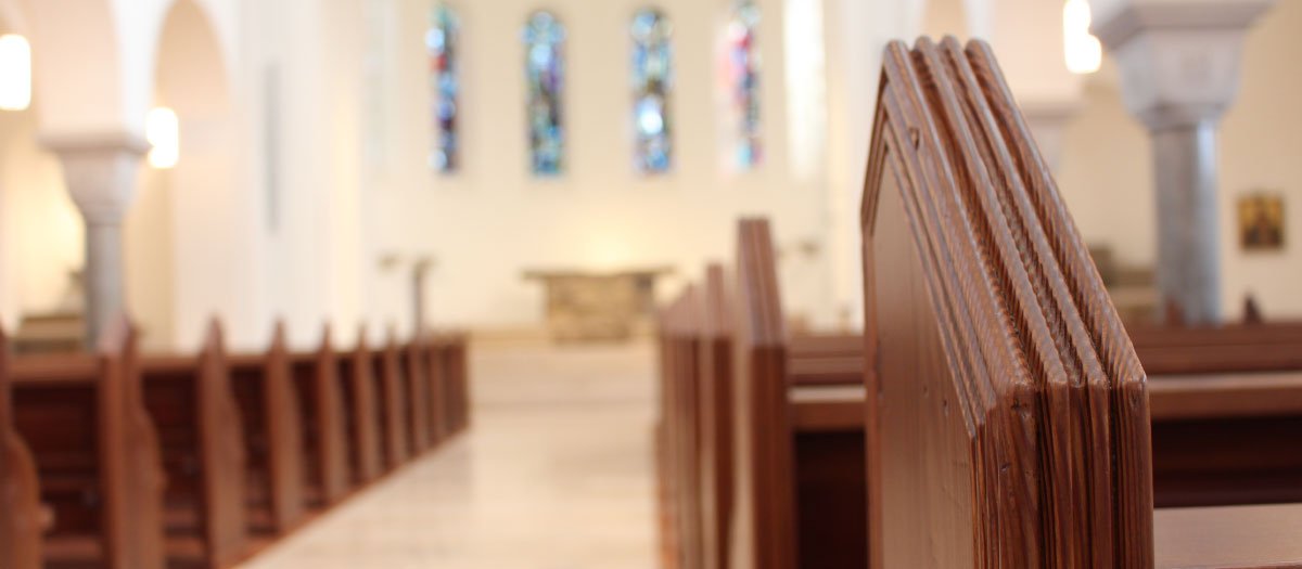 Schuster Innenausbau – Restauration der Katholischen Kirche in Salach