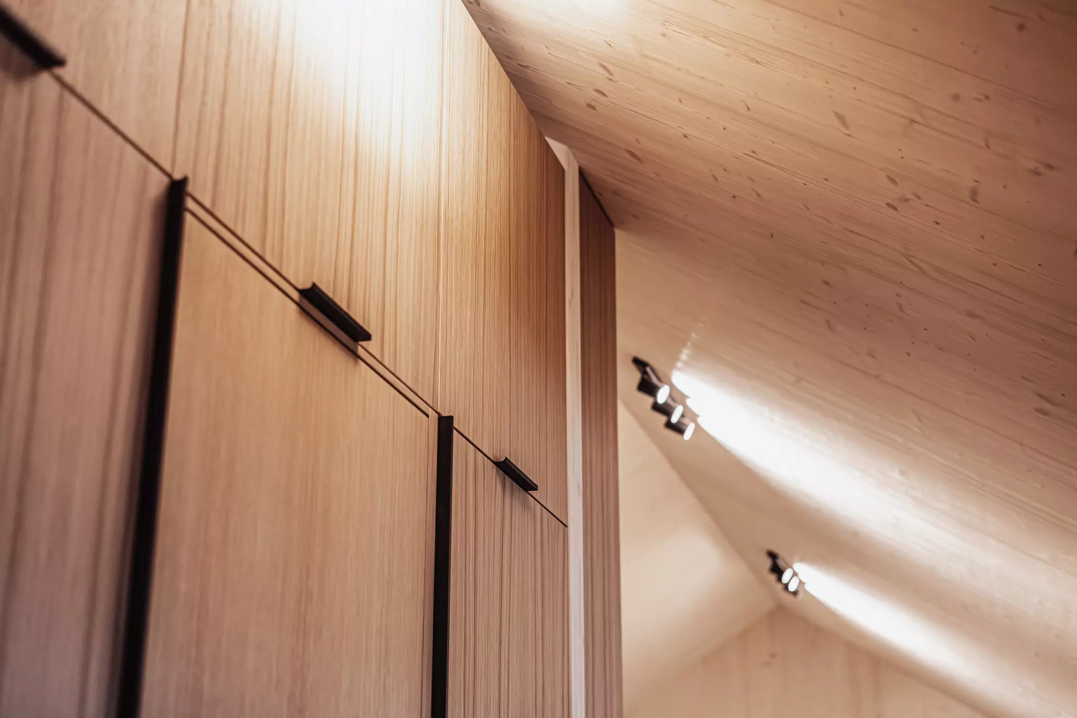 Meisterbetrieb Schuster Innenausbau – Innenausbau mit Liebe zum Detail